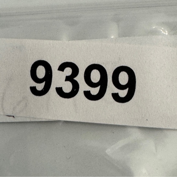 Anne Klein Lace Hem Cropped Pants Size 6 - Picture 7 of 7